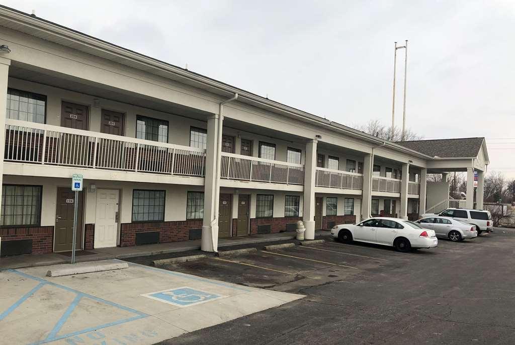 Days Inn By Wyndham Indianapolis South ภายนอก รูปภาพ